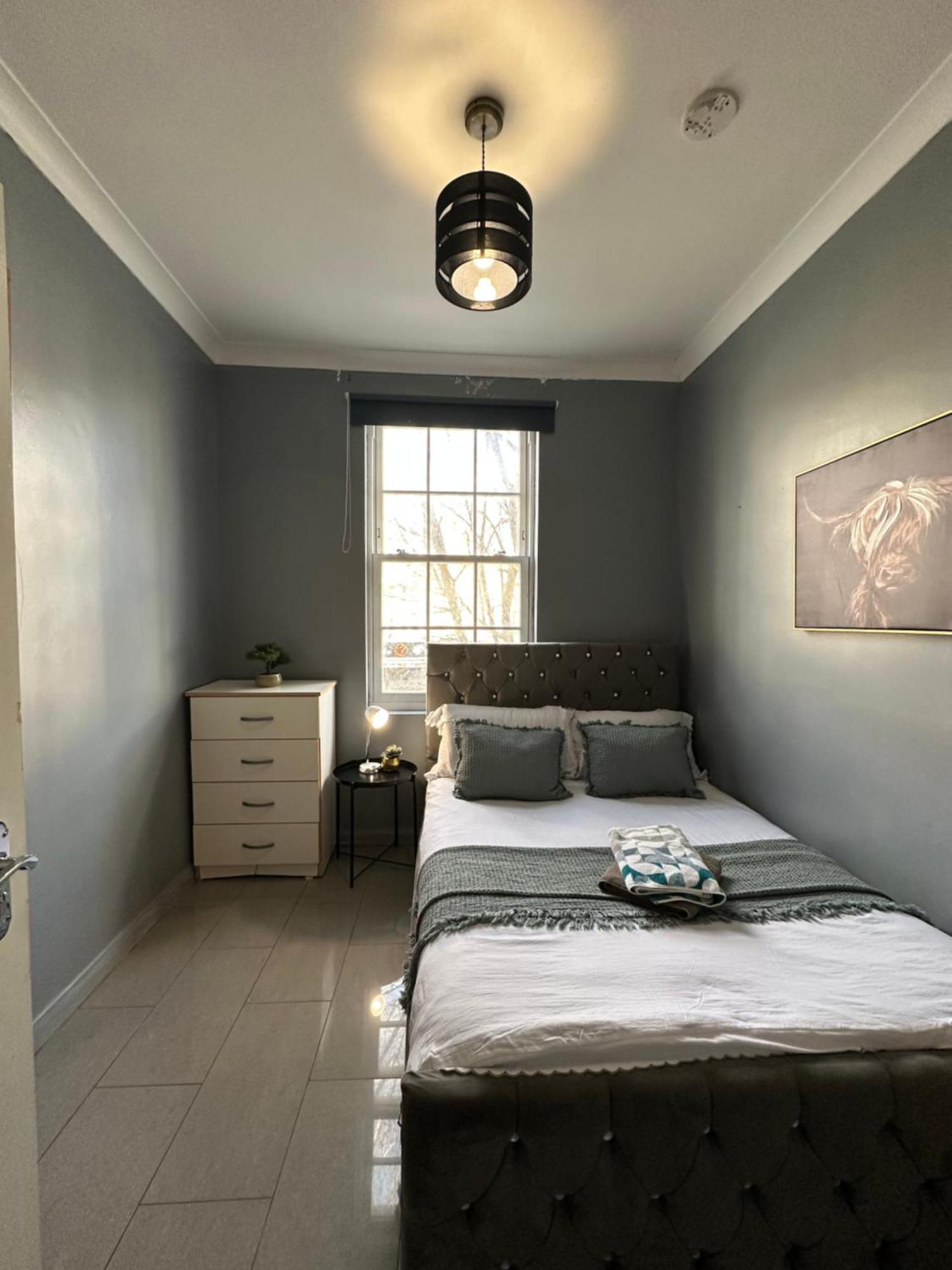 "Bright & Spacious" 3 Bedroom Flat By Kings Cross, St Pancras Station!!!!64 Лондон Екстер'єр фото