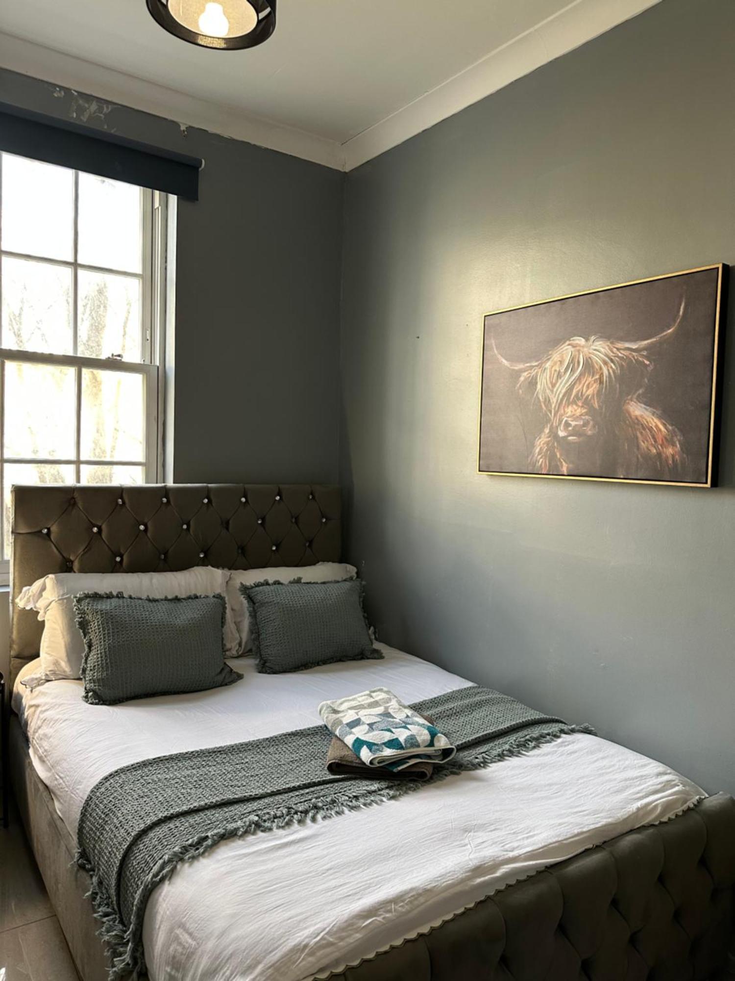 "Bright & Spacious" 3 Bedroom Flat By Kings Cross, St Pancras Station!!!!64 Лондон Екстер'єр фото
